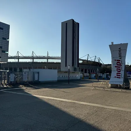 Db Art House شقة *