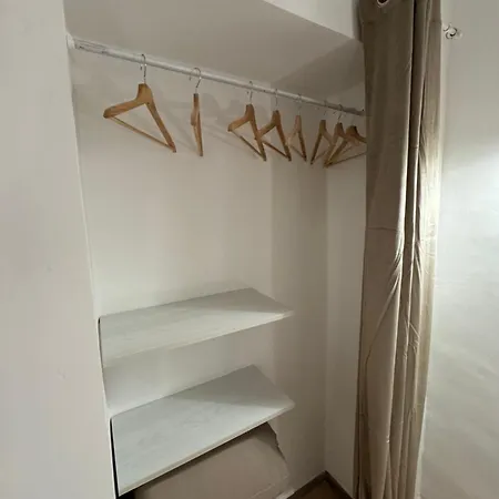 Db Art House * Turin