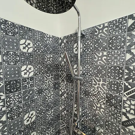 Db Art House شقة *